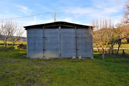 Casa cielo-terra in vendita a Sarnano