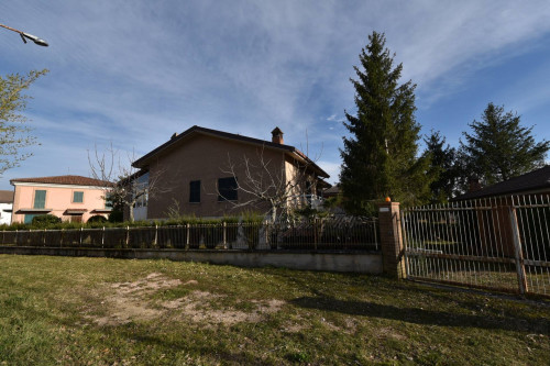 Villa for sale in Amandola