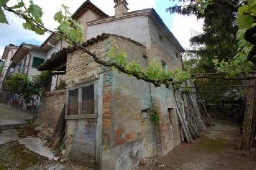 Casa cielo-terra in vendita a Amandola