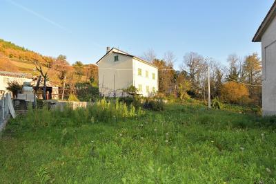 Casa cielo-terra in vendita a Amandola