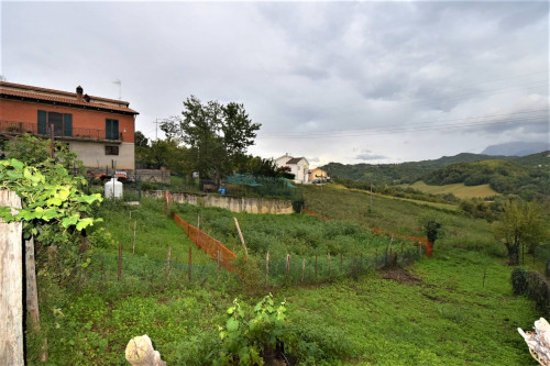 Casa cielo-terra in vendita a Amandola