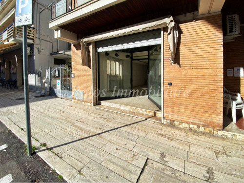 Commercial Property for Sale to Alba Adriatica