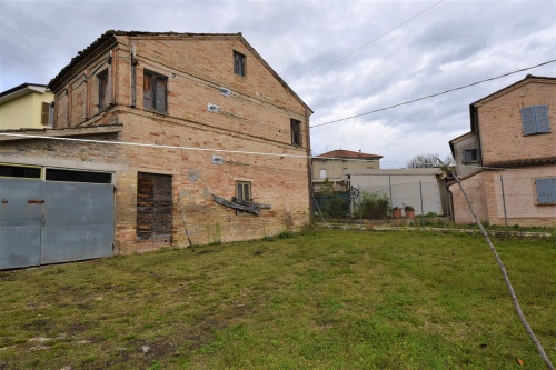 Rustic for sale in Falerone