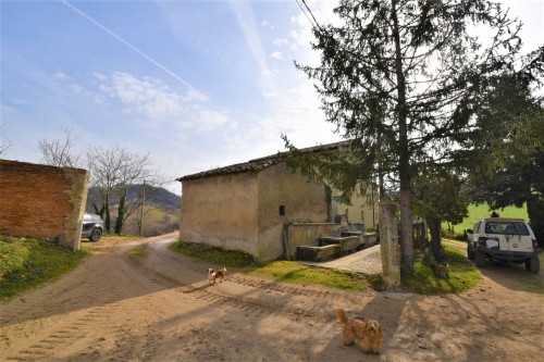 detached House for sale in Amandola