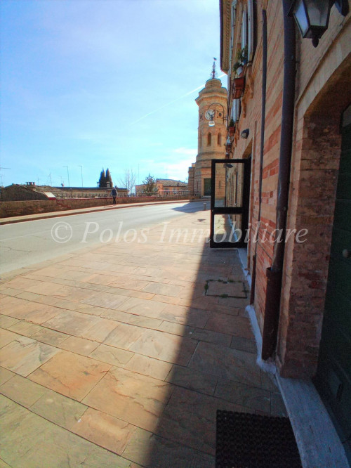 Business for Rent to Fermo