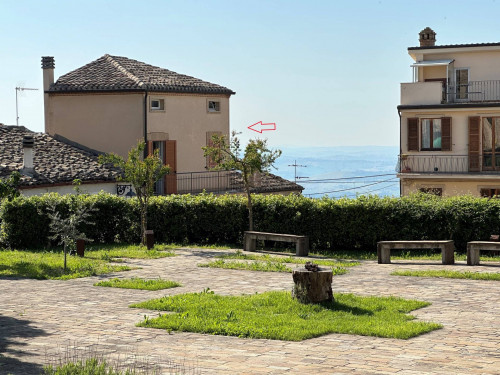 Casa singola in Vendita a Monterubbiano