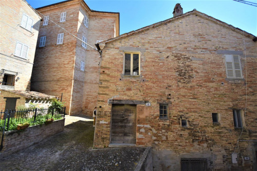 Casa cielo-terra in vendita a Falerone