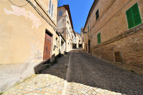 Casa cielo-terra in vendita a Falerone