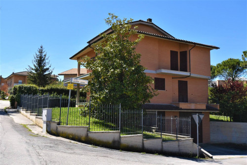 Villa for sale in Falerone