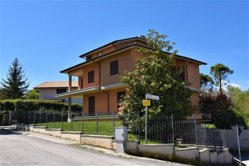 Villa for sale in Falerone