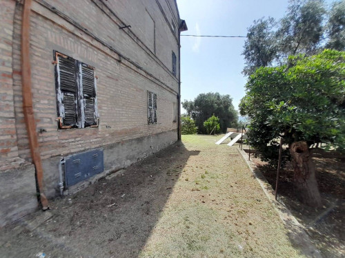 Casa colonica in vendita a Sant'Elpidio a Mare