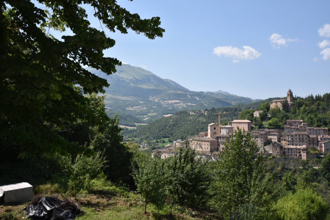 Appartamento in vendita a Montefortino