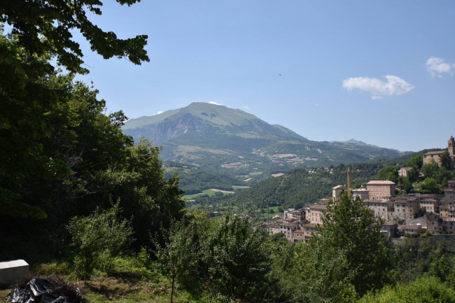 Appartamento in vendita a Montefortino