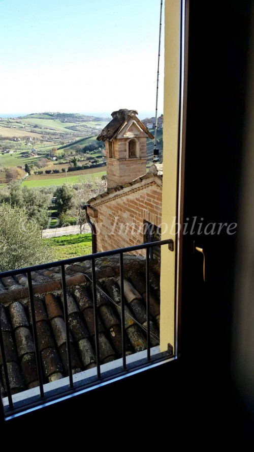 Casa cielo-terra in vendita a Fermo