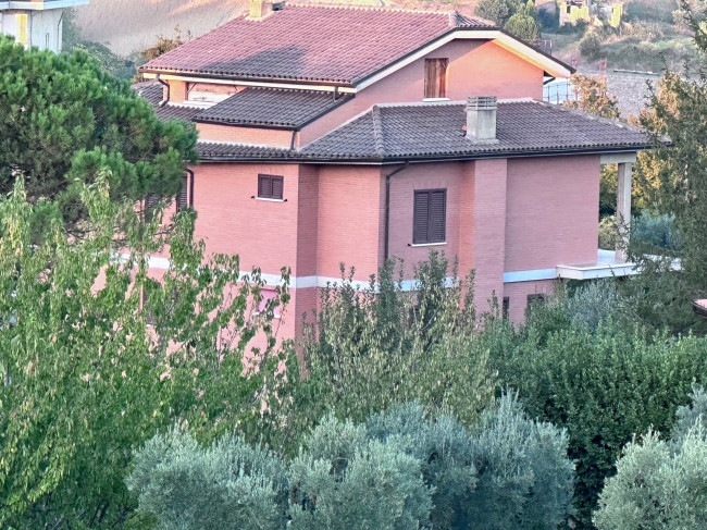 Villa in vendita a Falerone