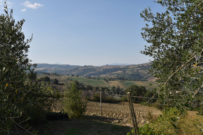 Casa singola in vendita a Penna San Giovanni