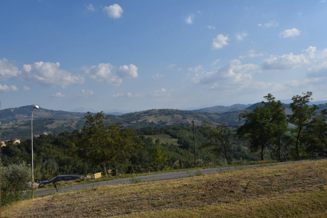 Casa singola in vendita a Penna San Giovanni