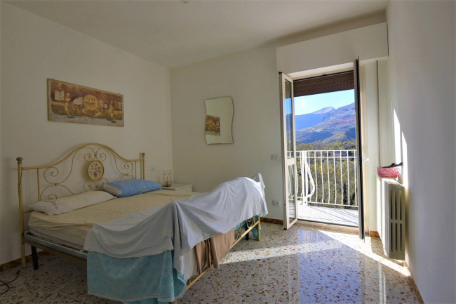 Casa singola in affitto a Amandola