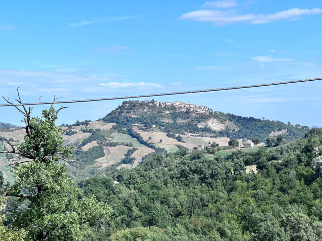 Casa colonica in vendita a Smerillo