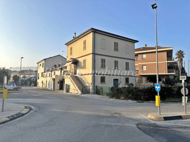 Casa singola in vendita a Porto San Giorgio