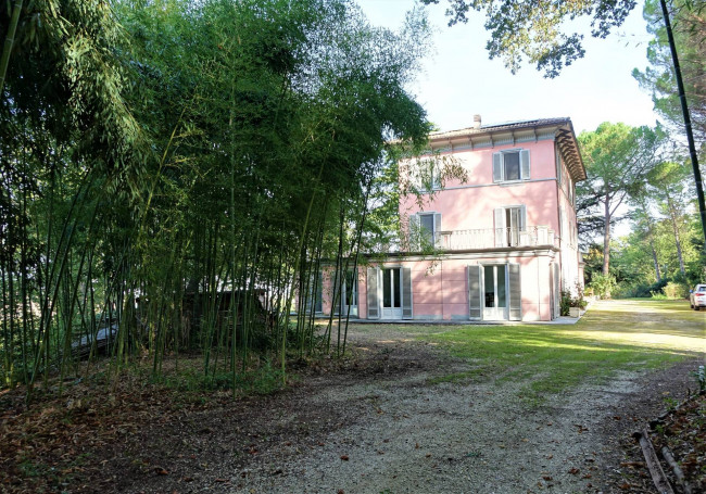 Villa in vendita a Tolentino (MC)