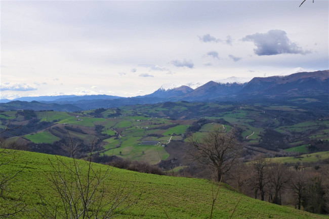 Villetta bifamiliare in vendita a Gualdo