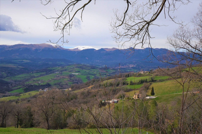 Villetta bifamiliare in vendita a Gualdo