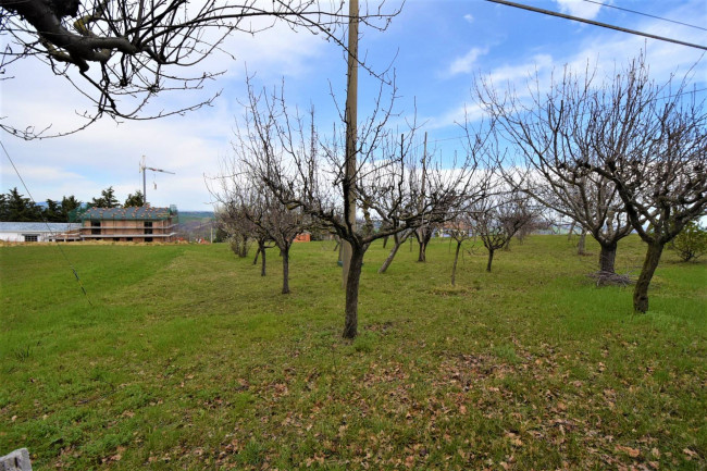 Villetta bifamiliare in vendita a Gualdo