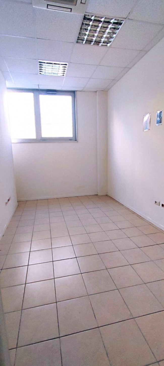 Ufficio in vendita a Civitanova Marche