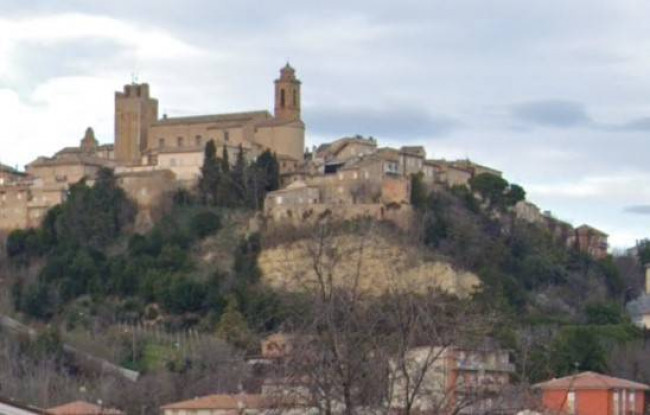 Casa colonica in vendita a Sant'Elpidio a Mare