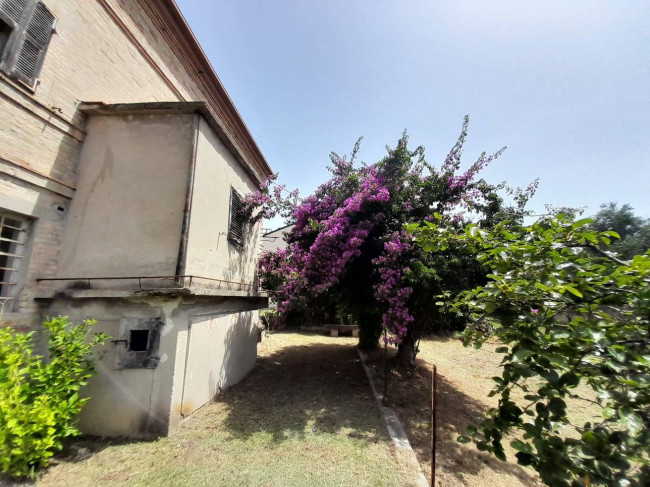 Casa colonica in vendita a Sant'Elpidio a Mare