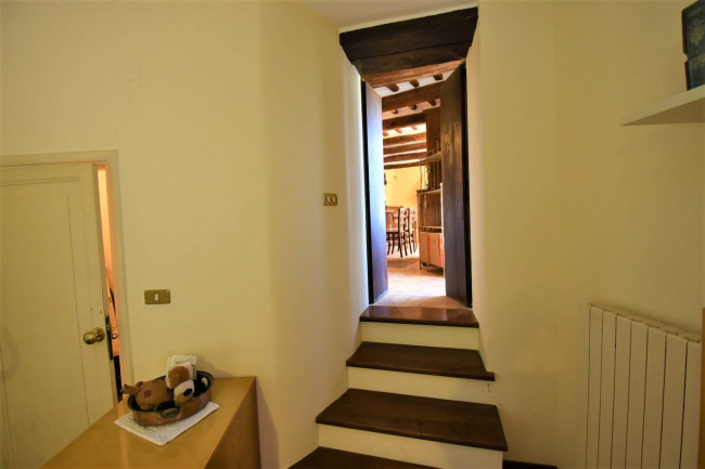 townhouse for sale in Amandola