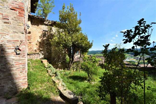 Casa cielo-terra in vendita a Amandola