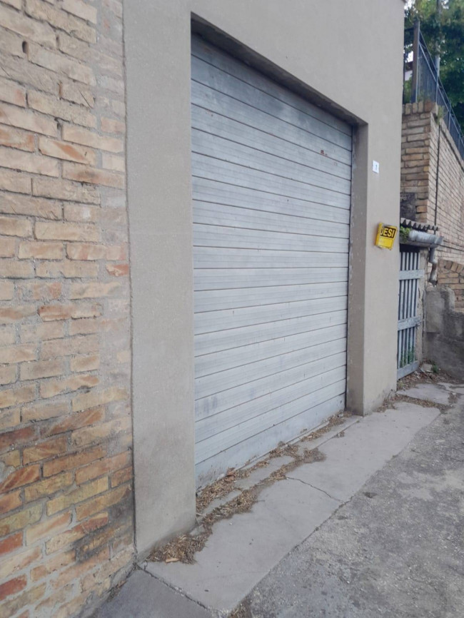 Accessorio/cantina in vendita a Sant'Elpidio a Mare