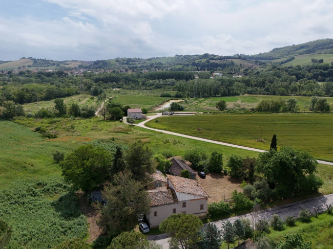 Casa singola in vendita a Penna San Giovanni