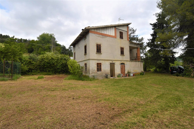 Casa singola in vendita a Penna San Giovanni