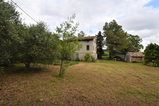 Casa singola in vendita a Penna San Giovanni