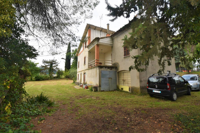 detached House for sale in Penna San Giovanni