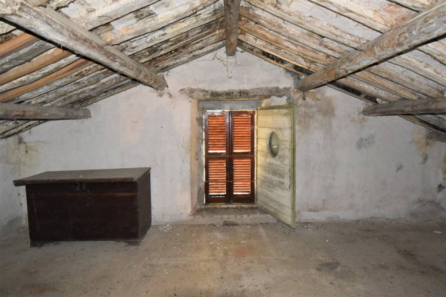 detached House for sale in Penna San Giovanni