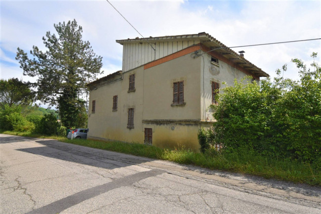 Casa singola in vendita a Penna San Giovanni