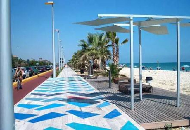 Attività commerciale in vendita a Porto Sant'Elpidio