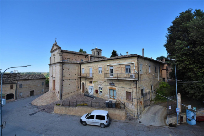 Apartment for sale in Monsampietro Morico