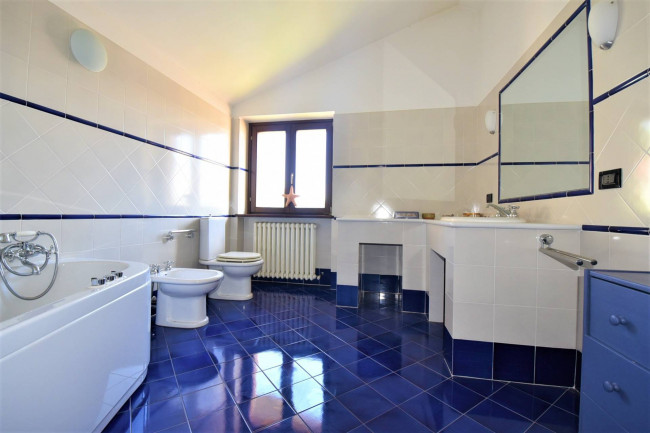 Apartment for sale in Monsampietro Morico