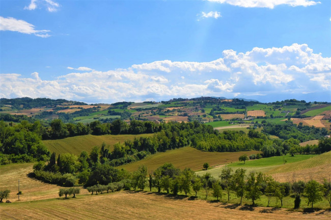 Appartamento in vendita a Monsampietro Morico