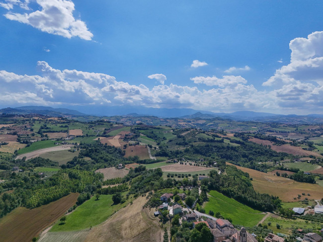 Appartamento in vendita a Monsampietro Morico