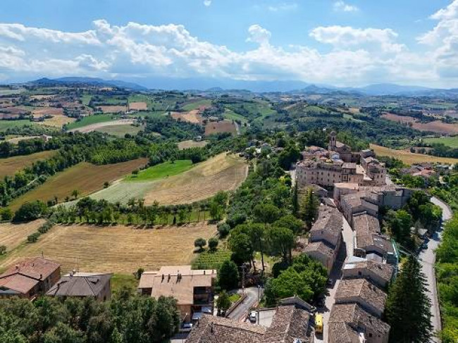 Appartamento in vendita a Monsampietro Morico