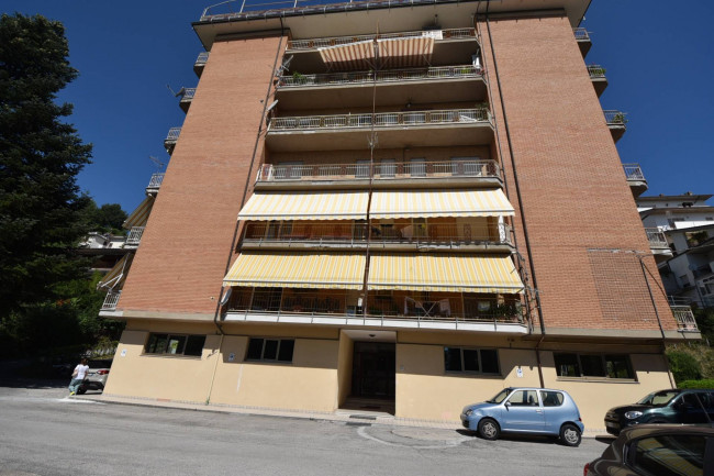 Apartment for sale in Amandola