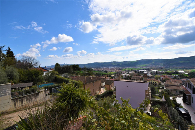 Villetta bifamiliare in vendita a Colli del Tronto