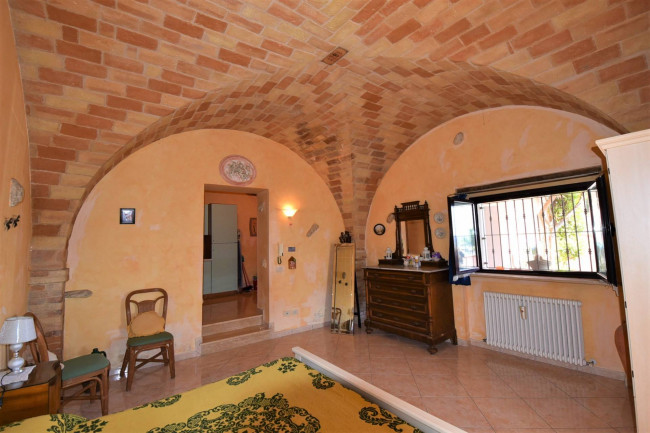 family villa for sale in Colli del Tronto