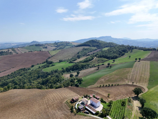 Casa colonica in vendita a Amandola